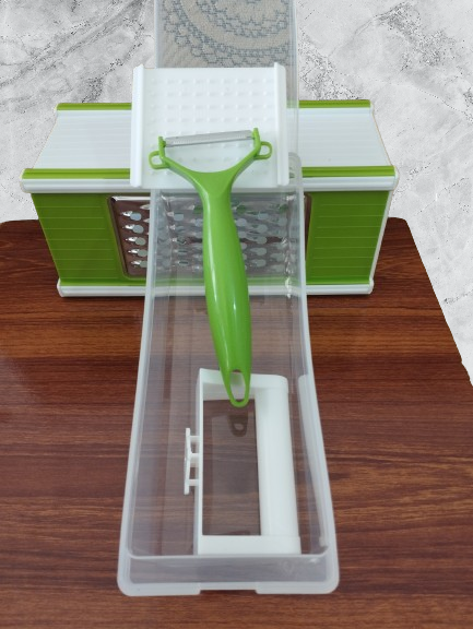 Multi-Purpose Grater - 4-Sided Stainless Steel Vegetable & Cheese Shredder